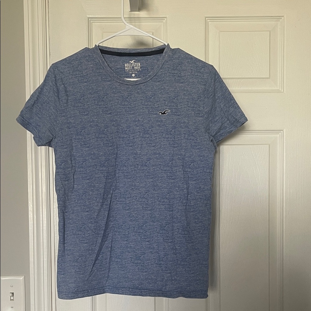 Hollister Men's Heather Blue Tee